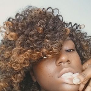 Meet your Posher, Maronda